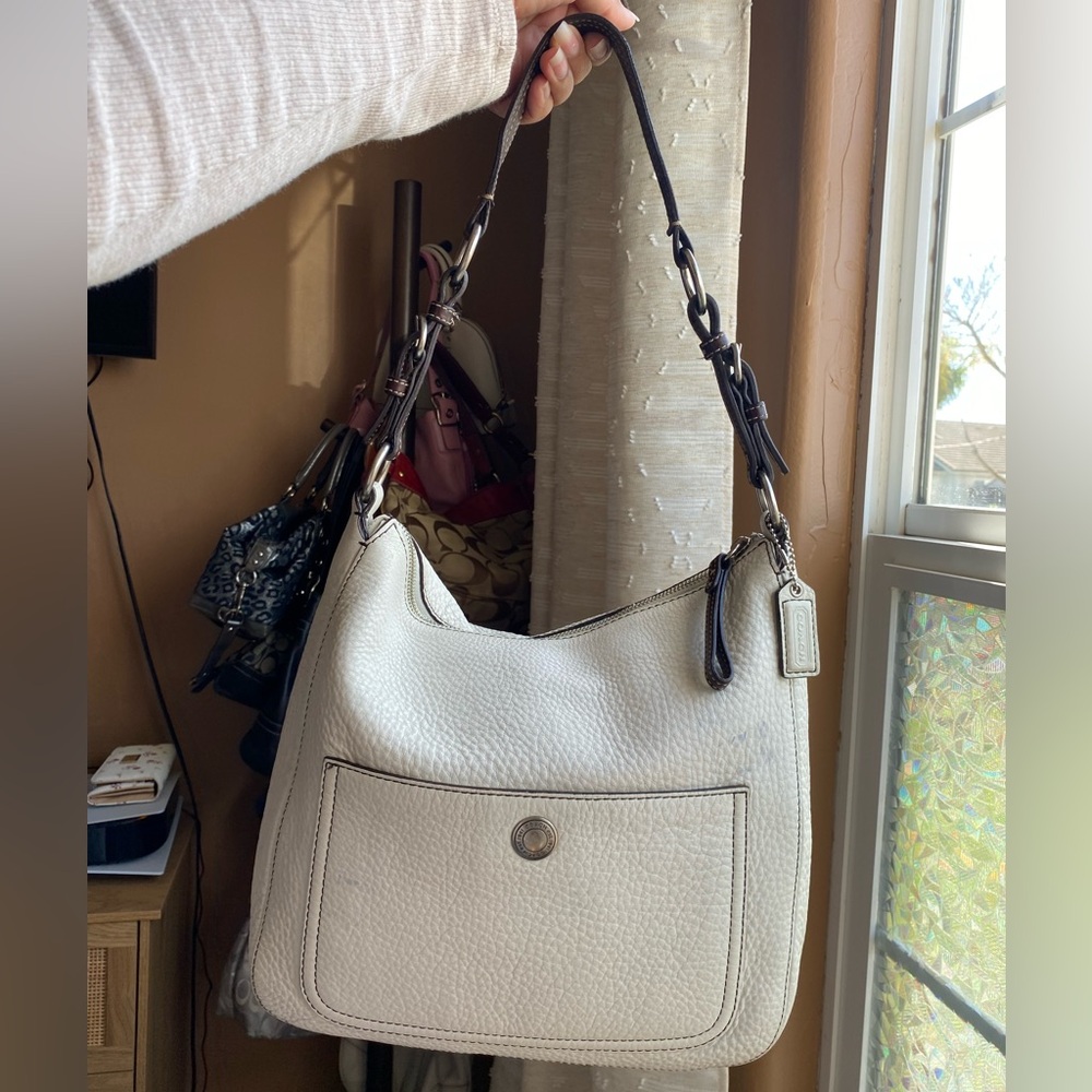 Coach Chelsea White Pebble Leather Hobo Bag - Picture 5 of 9